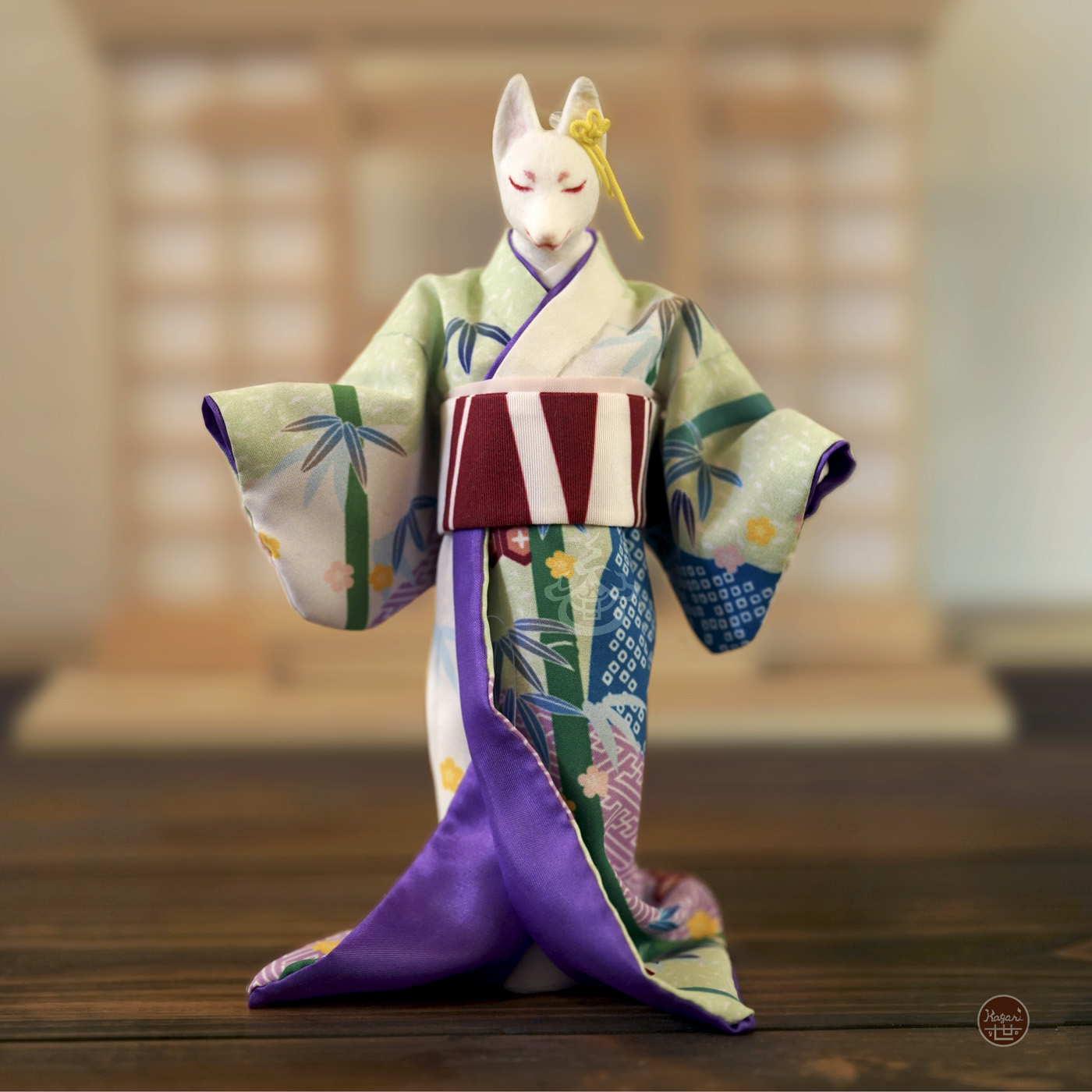 Front view of a kimono-wearing fox figure in a trailing hem kimono with purple hakkake lining